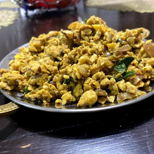 Nadan Mutta Kothipori Egg street food