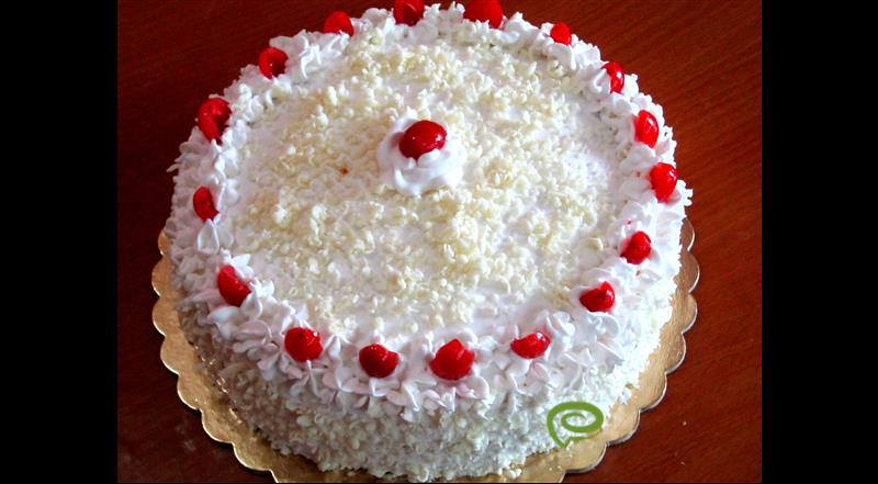 Yummy Red Velvet Cake Half Kgs