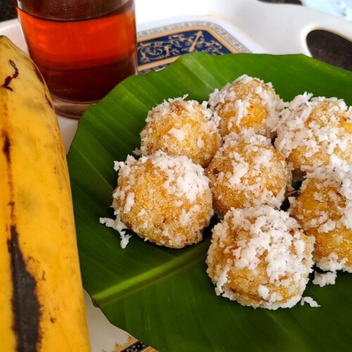 Pazham Rava Laddu