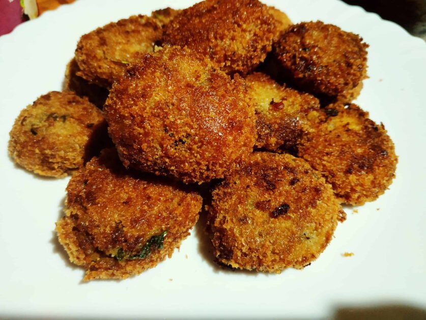 Crispy Chicken Cutlet  Kerala Style Tasty Chicken Cutlet Recipe 